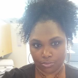 Meet your Posher, Laurian